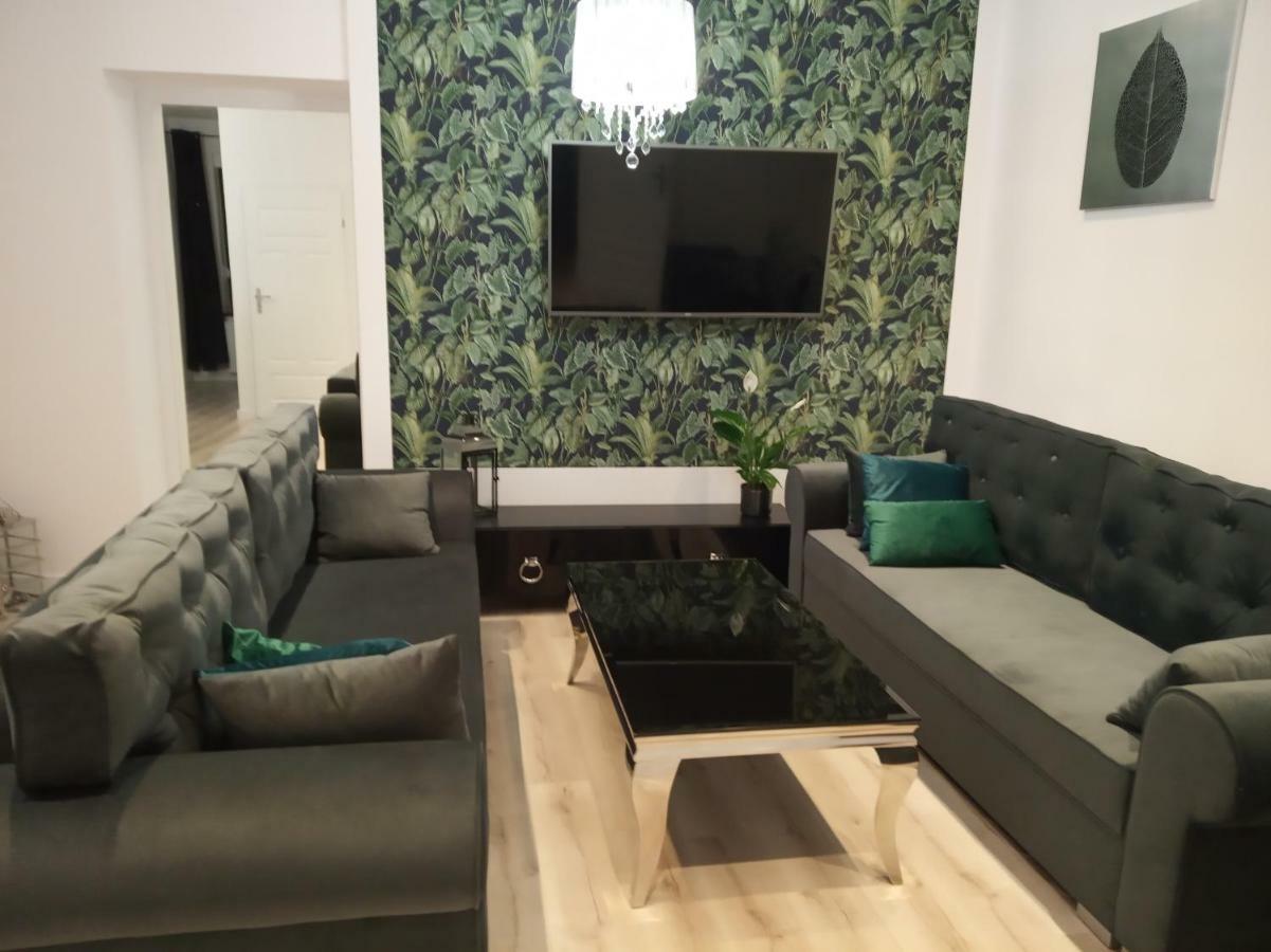 Moonlight Apartament Zielona Góra Esterno foto